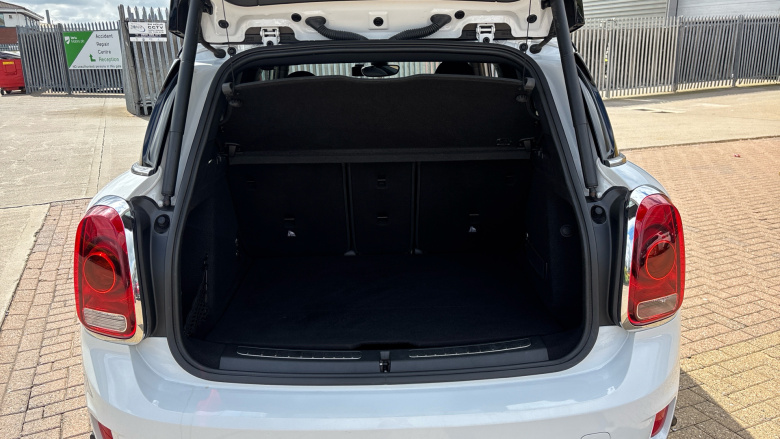 MINI Countryman 1.5 Cooper Exclusive 5dr Petrol Hatchback
